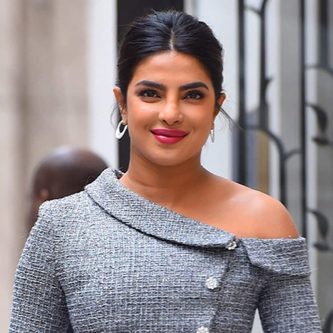 Priyanka Chopra versiona el escote más famoso de Meghan Markle