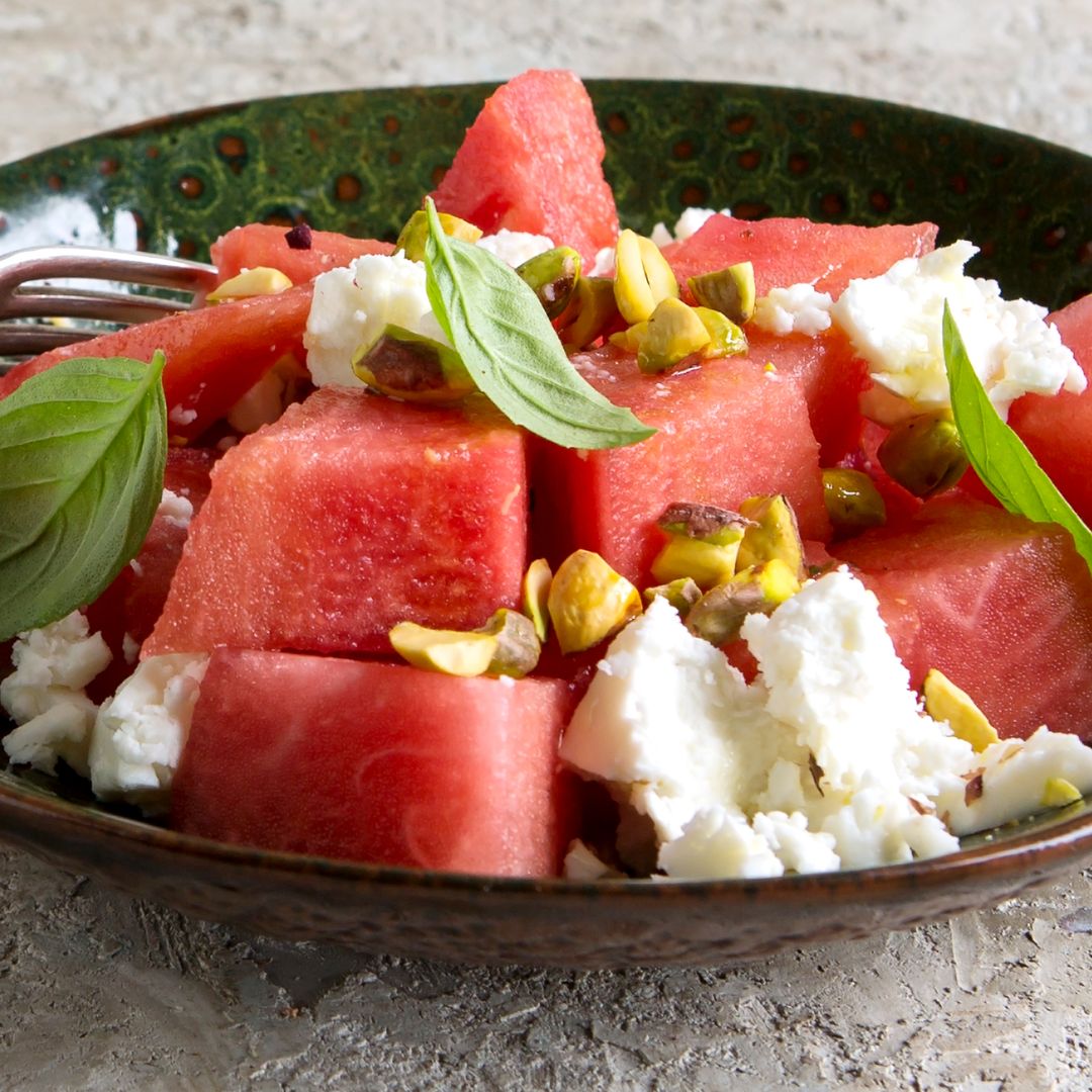8 ensaladas de verano con frutos secos: recetas frescas, fáciles y con un delicioso toque crujiente