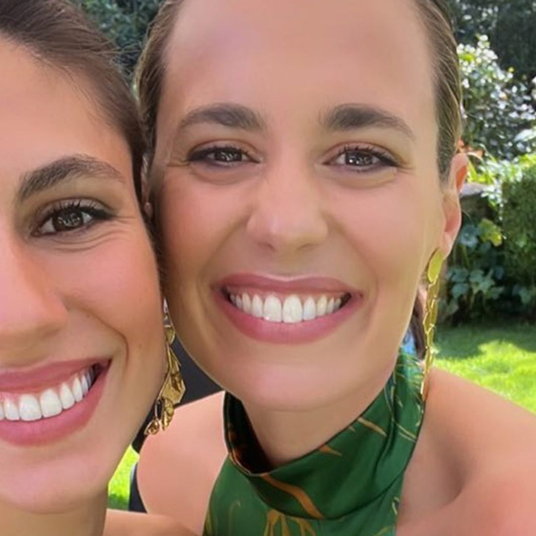 La emoción de Claudia Osborne al recibir la visita de su hermana Ana Cristina en Australia