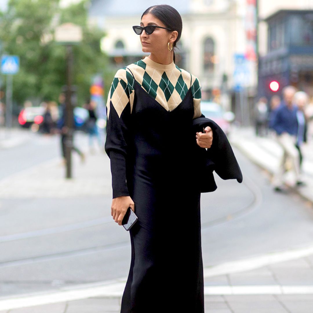 De Rosalía al 'street style': los jerséis de rombos son tendencia y así se llevan esta temporada