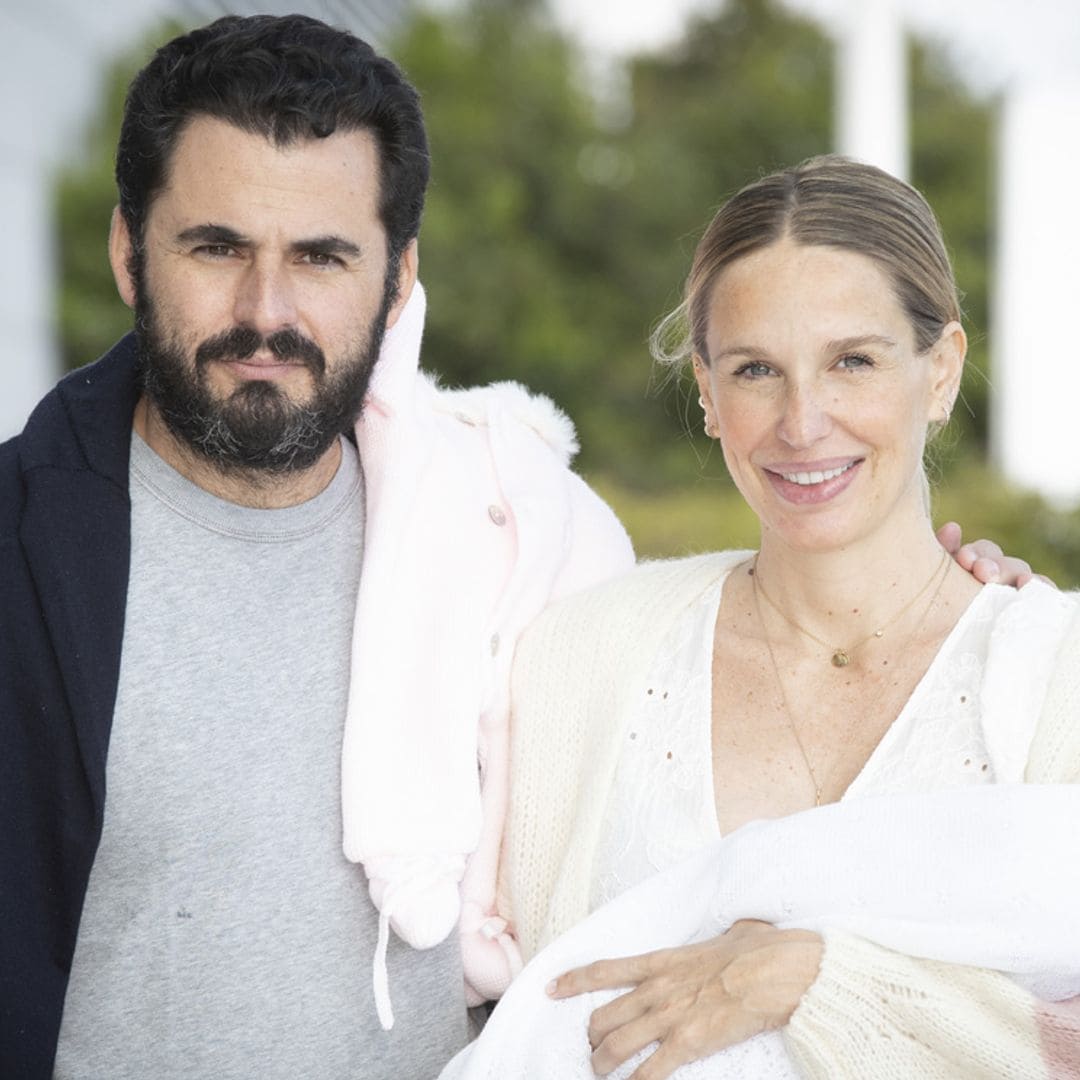Carola Baleztena y Emiliano Suárez ya están en casa con su hija Juana