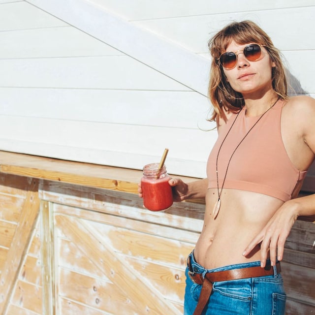 mujer smoothie