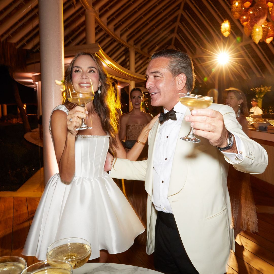 Gigi Sarasola y Sara Zaldívar en su boda