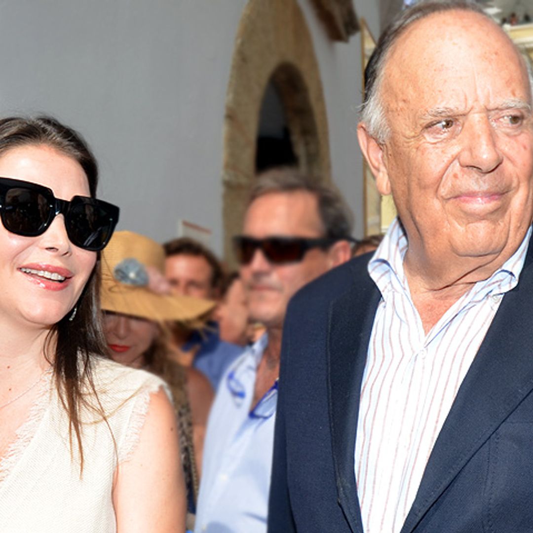 El vestido de rebajas 'made in Spain' que ha unido a Esther Doña con la reina Letizia