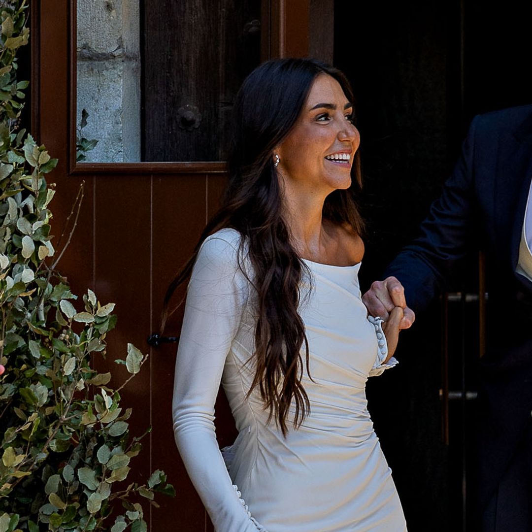 Llevar el pelo suelto es la tendencia favorita de las novias más elegantes, como demostró Natalia Pujol: "A veces es mejor no forzar"