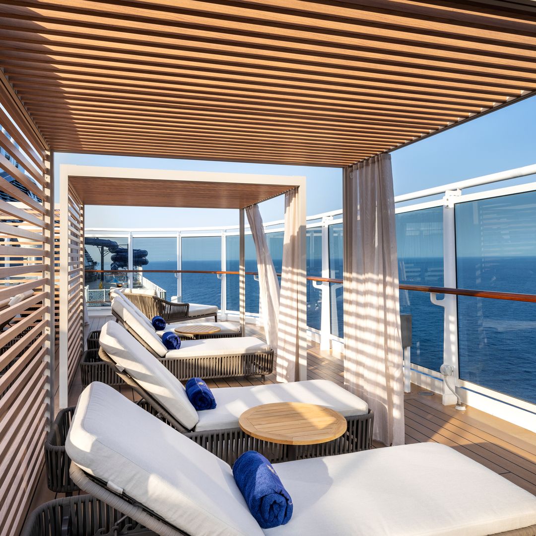 Lujo y distinción en alta mar: lleva tu próximo viaje en crucero a otro nivel
