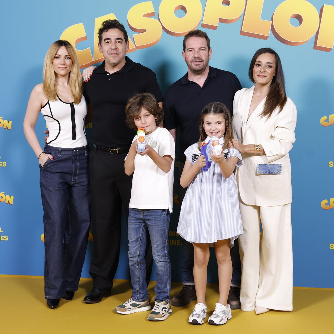 Director Joaquin Mazon , singer Edurne and actors Raquel Guerrero,Pablo Chapela ,Noah Casas and Alvaro Lafuente at photocall film " El Casoplon " in Madrid 10 April 2025