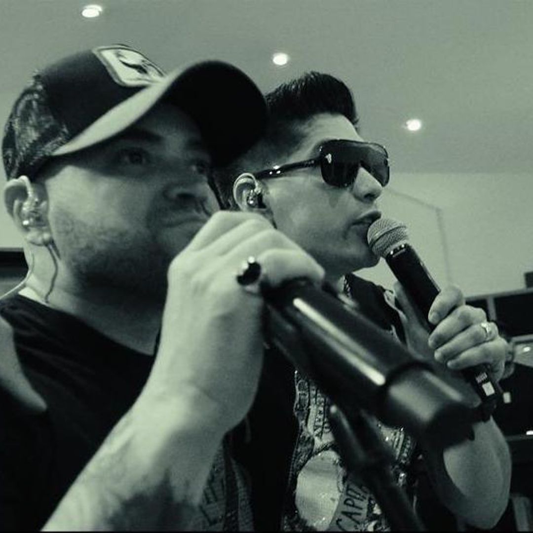 Desde el estudio con Nacho, ‘Chyno’ Miranda revela: ‘Se vienen muchas sorpresas’