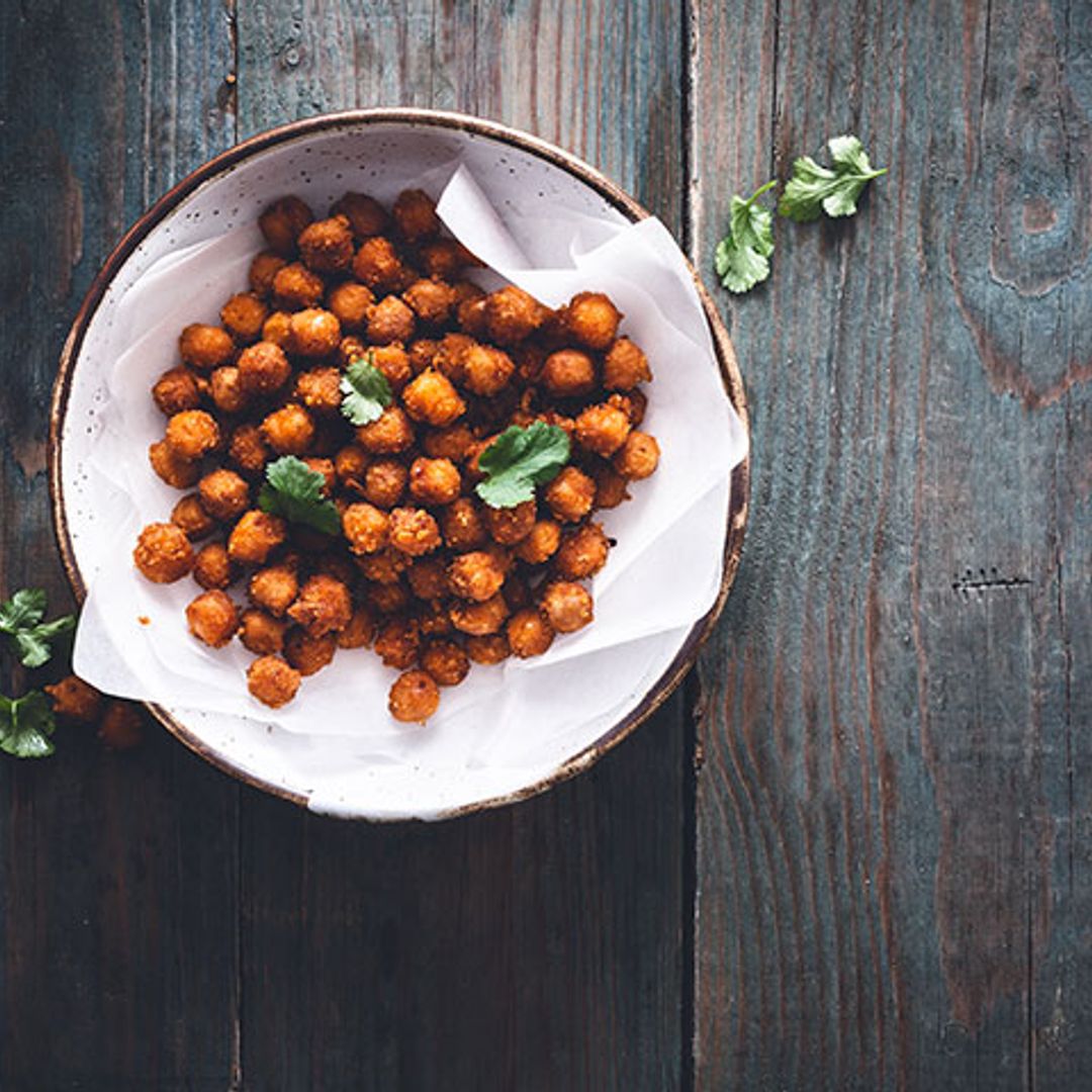 Garbanzos fritos con comino y pimentón
