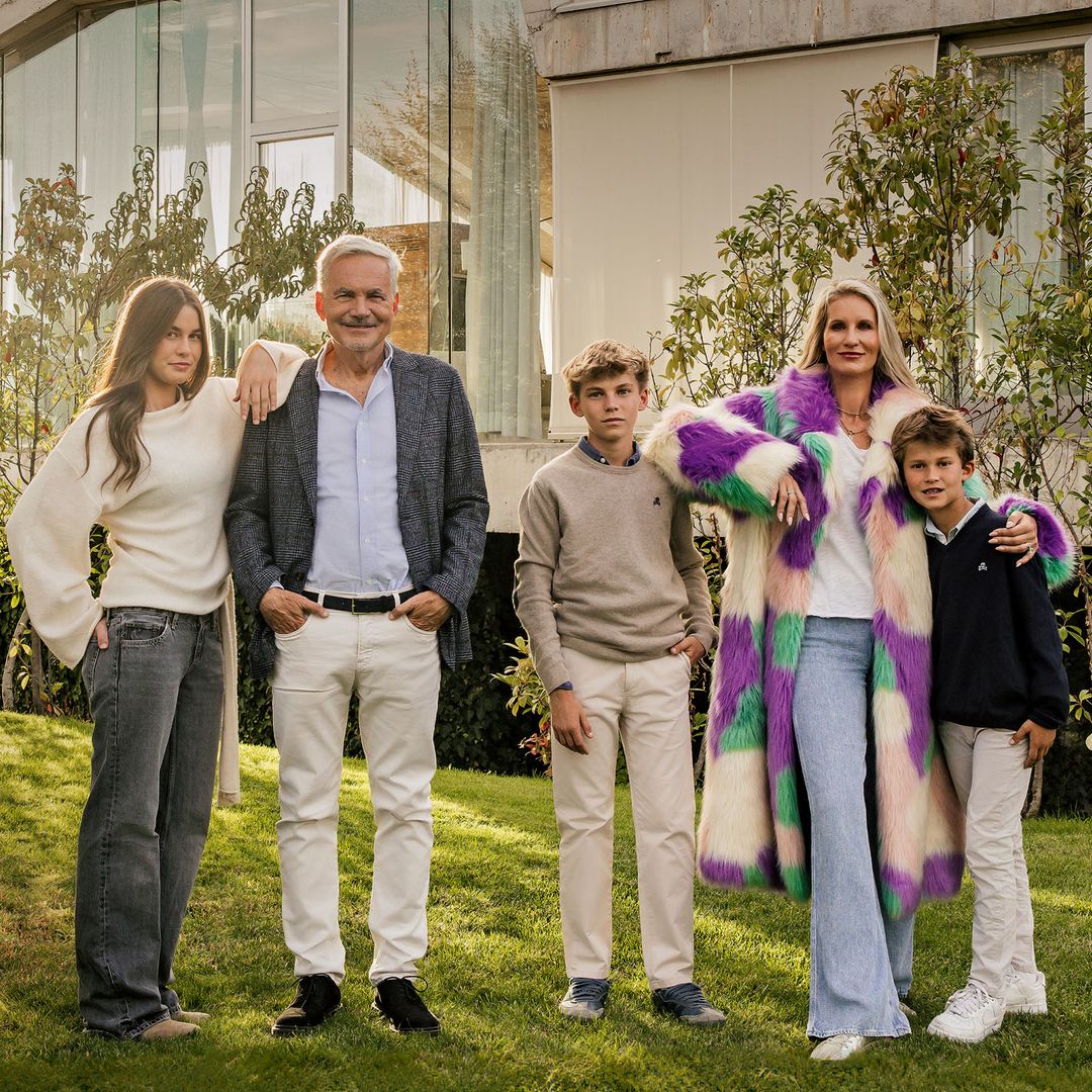 El empresario Martín Varsavsky y su mujer, Nina, nos abren las puertas de su impresionante casa: una estructura singular de hormigón y cristal en La Moraleja