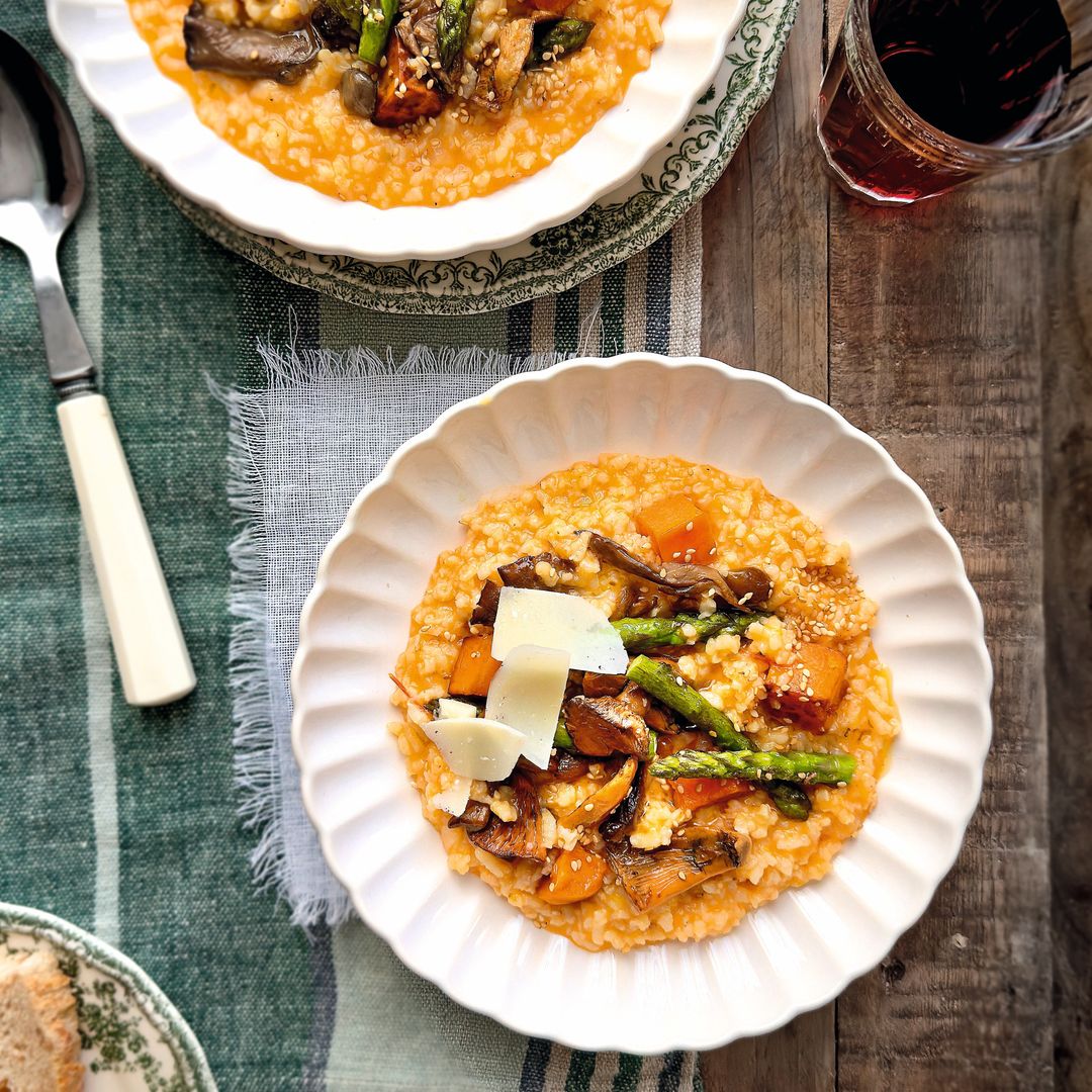 Arroz meloso con setas, espárragos y boniatos
