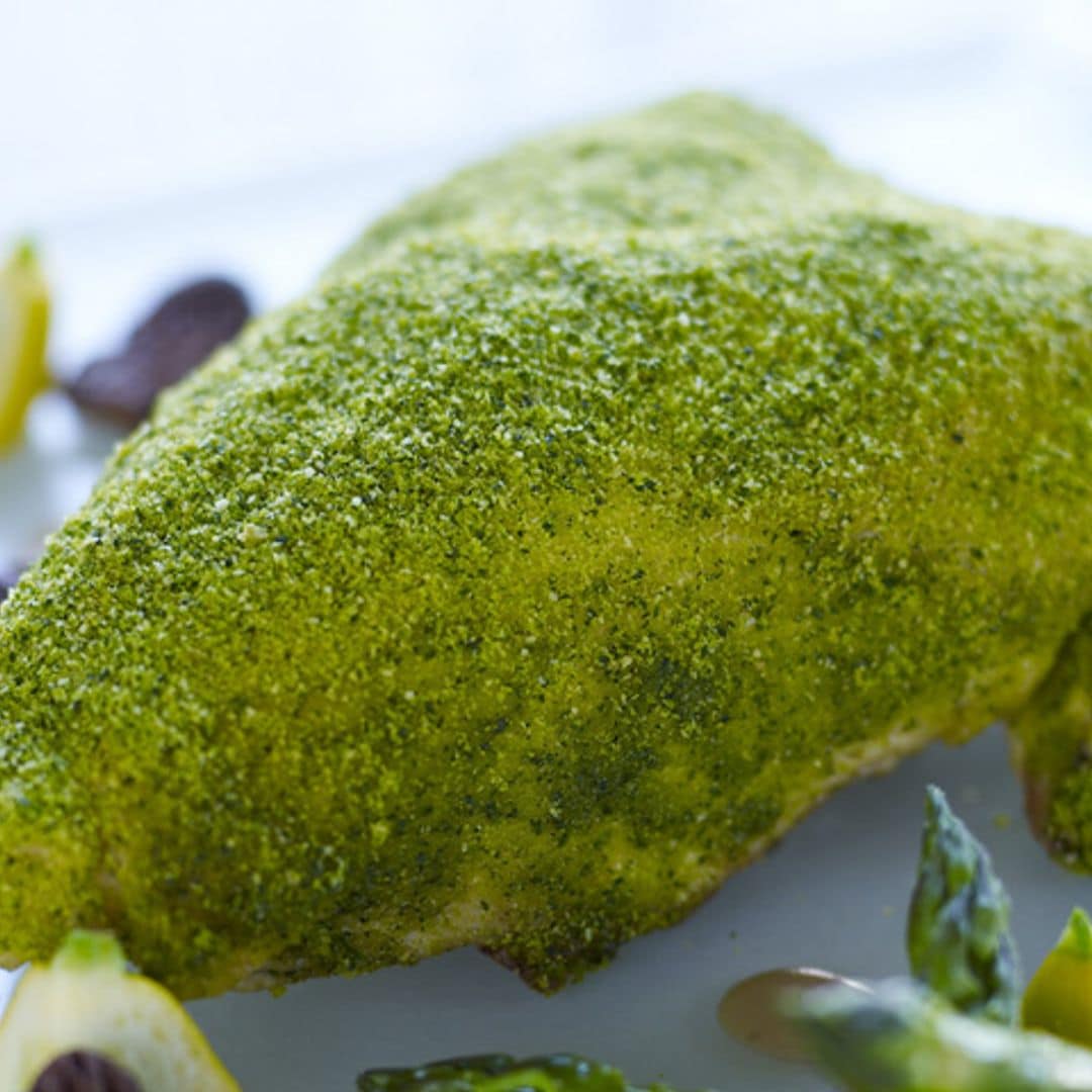 Picantón en costra de té 'matcha'