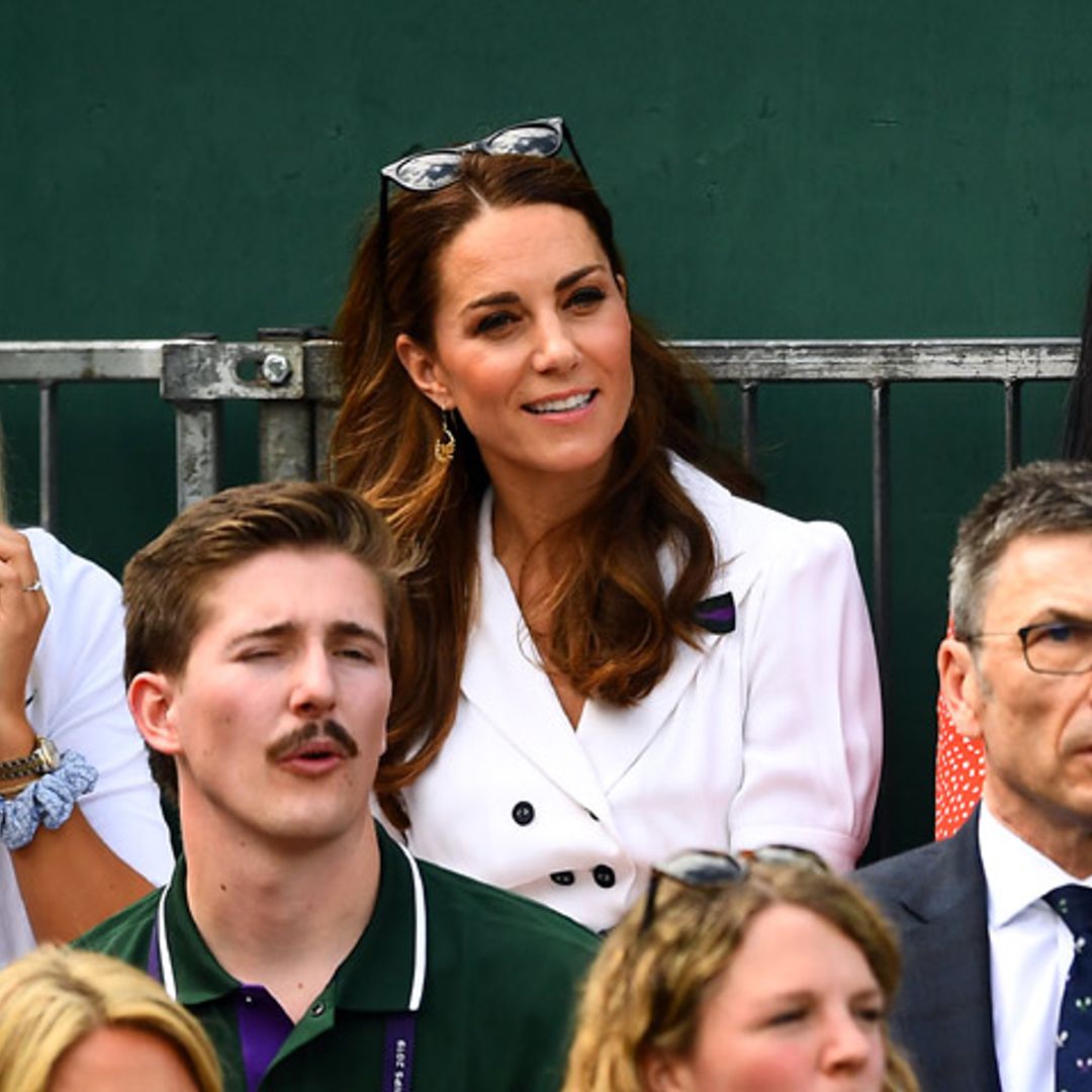¡Risas y diversión en el tenis! La duquesa de Cambridge presencia un torneo de Wimbledon con dos amigas