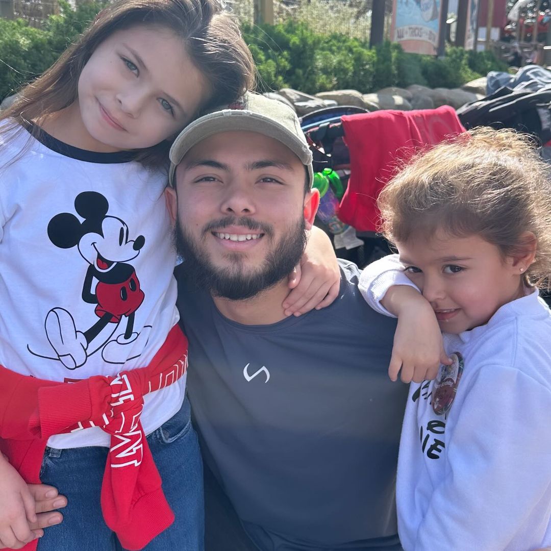Luna, la hija de Ximena Duque, es la más conmovida por la mudanza de su hermano