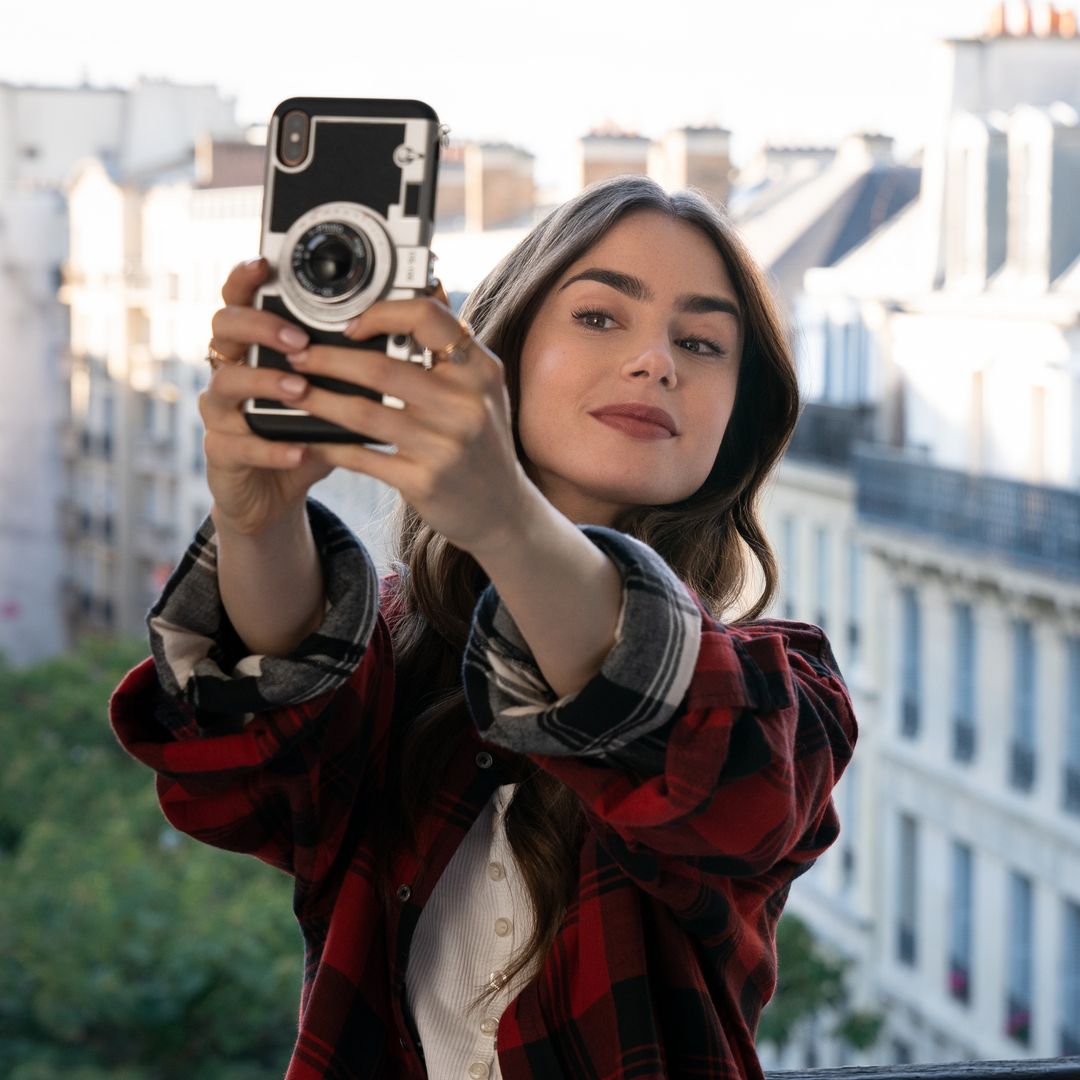 El piso más exclusivo de 'Emily en París' busca dueño: una joya de 4 habitaciones en el Barrio Latino valorada en 3,5 millones de euros