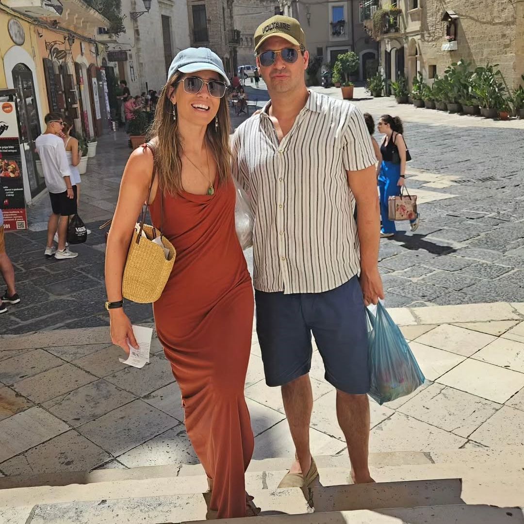 Isabel Jiménez y Álex Cruz: el verano más familiar tras su separación, unidos por sus hijos y con planes en el horizonte