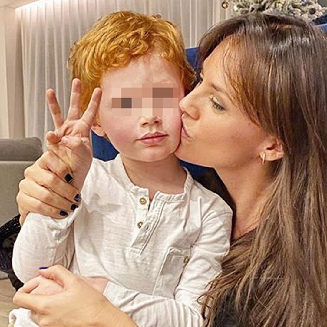 ¡Dinosaurios y tarta! Helen Lindes y Rudy Fernández celebran el 3º cumpleaños de Alan