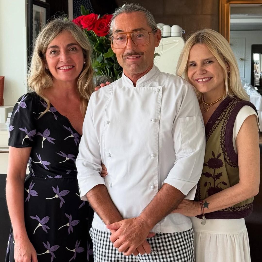 Eugenia Martínez de Irujo visita su restaurante favorito en San Sebastián
