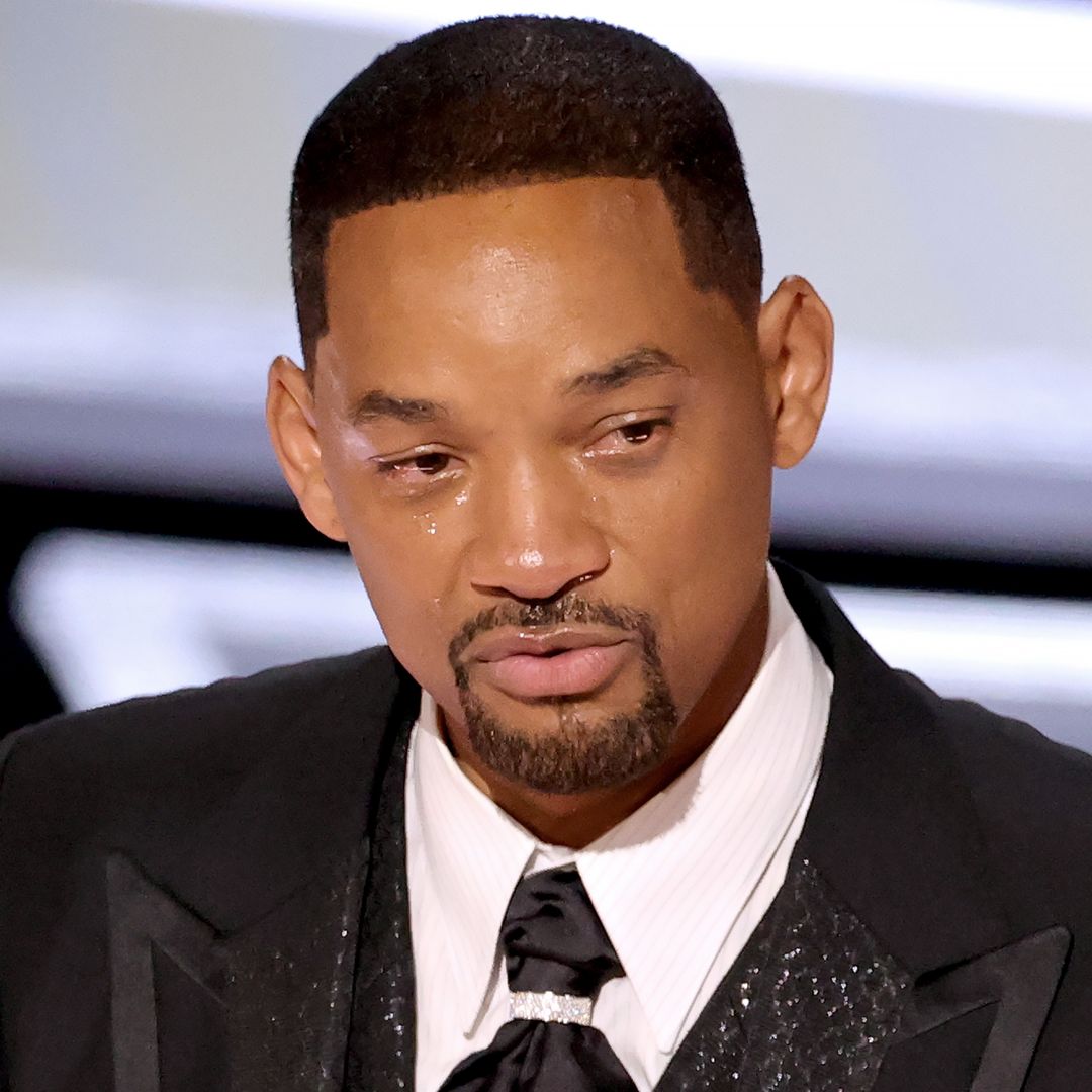 Will Smith llora en los Premios Oscar 2022 tras recibir su premio a mejor actor en la gala en el Dolby Theatre en Hollywood, California