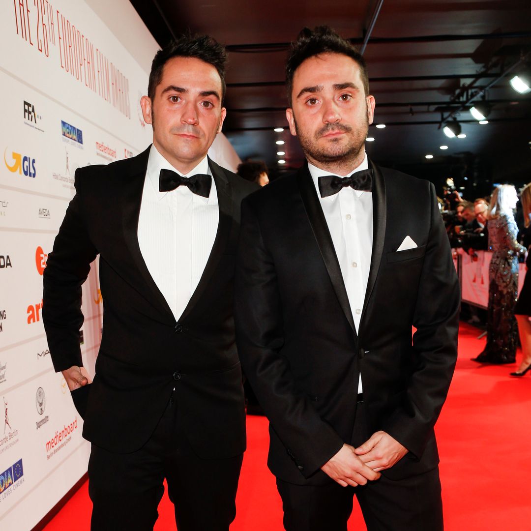 Juan Antonio Bayona  y su hermano gemelo fueron confundidos en la gala de los Goya 