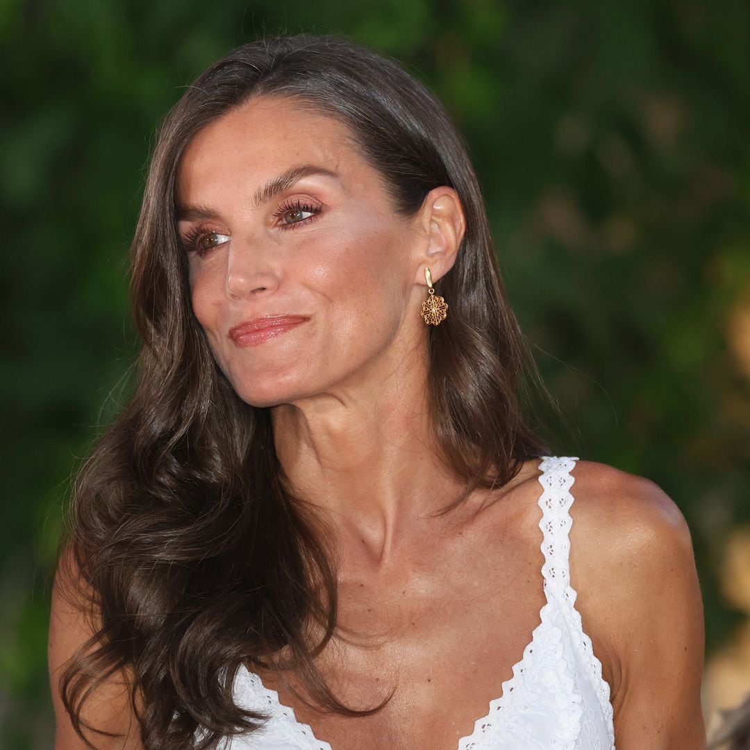 Tras la estela de doña Letizia: cómo llevar el estilo Adlib que reina desde los años 70