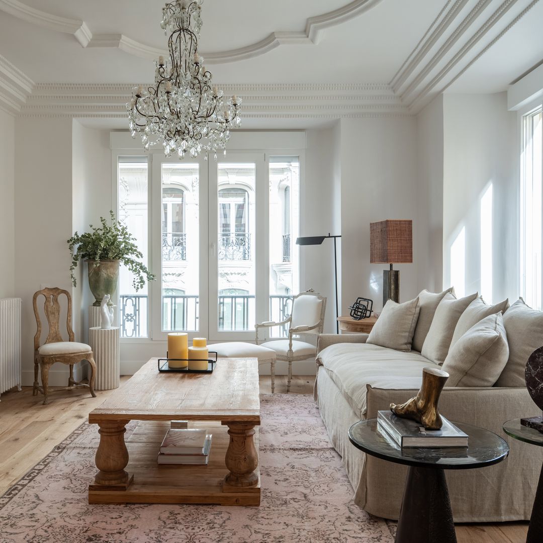 Un piso clásico y elegante de 150 m² en el madrileño barrio de Salamanca reformado para ganar luz y funcionalidad