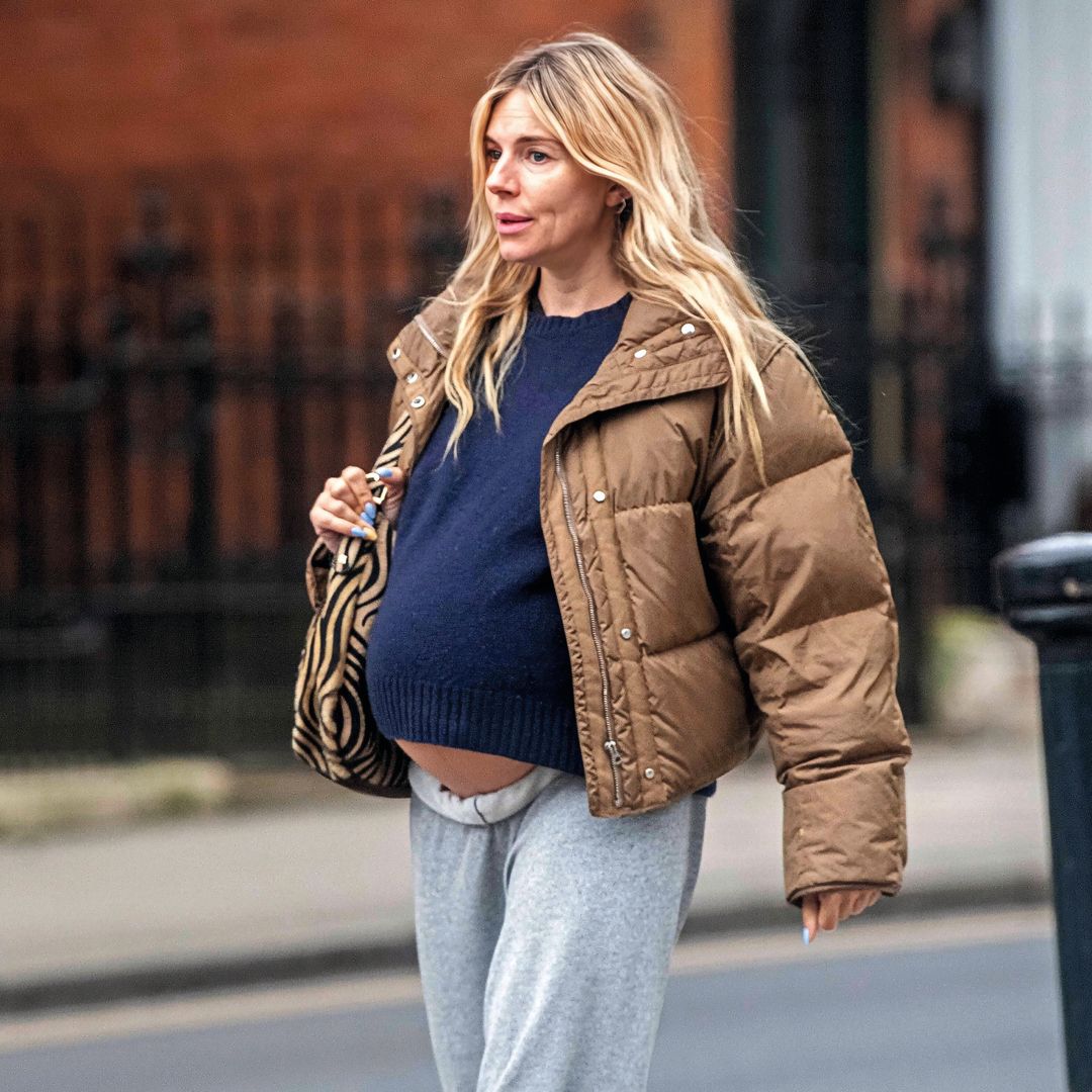 Sienna Miller presume de embarazo a sus 44 años: las imágenes que confirman su tercera maternidad