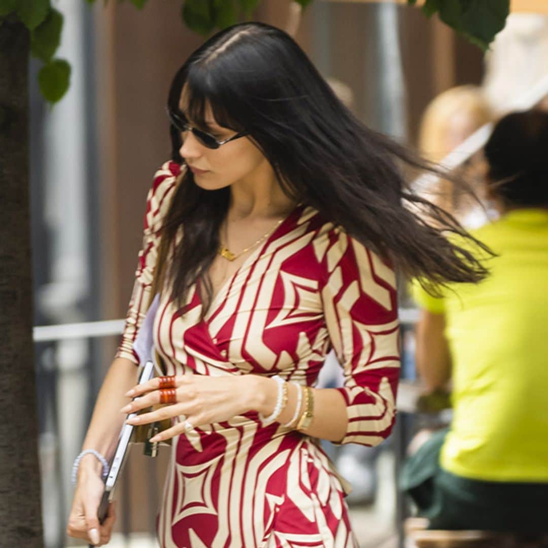 ¿Pensando en cortarte flequillo? El de Bella Hadid sienta genial a los rostros alargados