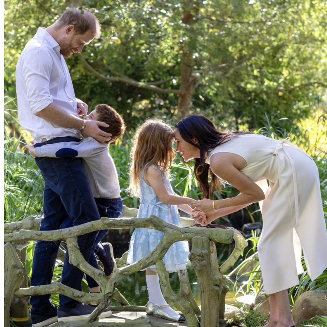 Los hijos de Harry y Meghan quieren conocer a su abuelo, el rey Carlos, pero desconocen qué significa ser parte de la realeza