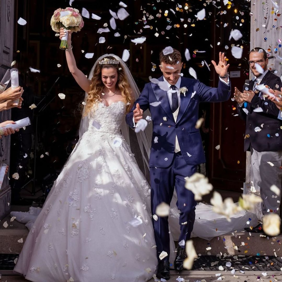 Diogo Jota y su mujer, Rute Cardoso, con sus hijos en el día de su boda