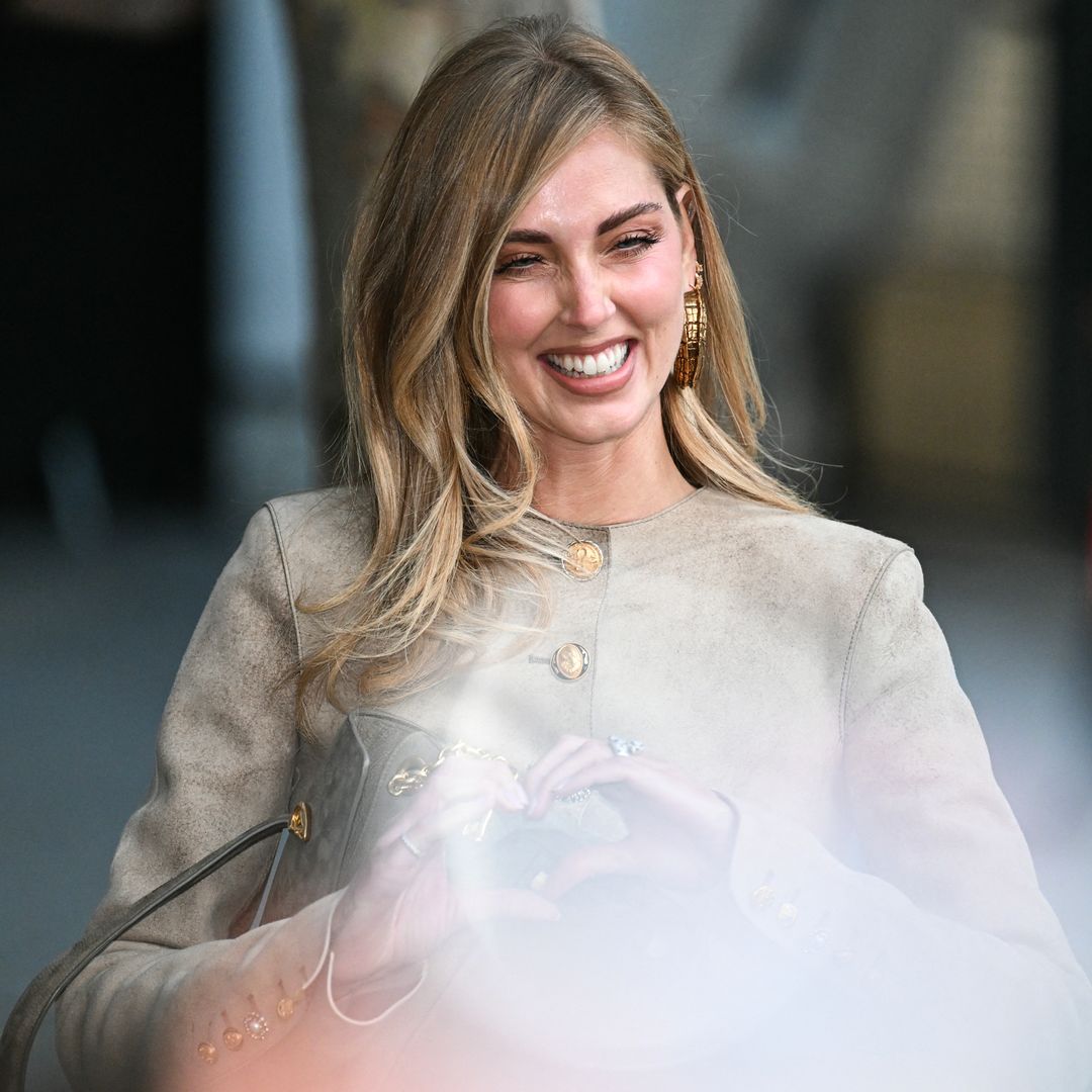 Chiara Ferragni, Kylie Jenner y todas las invitadas con looks mágicos en el desfile de Schiaparelli en París