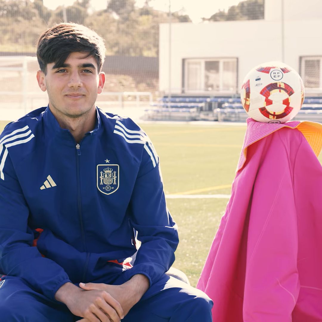 El hijo de Morante de la Puebla brilla con la selección sub-18 y emociona al futbolista Dani Ceballos