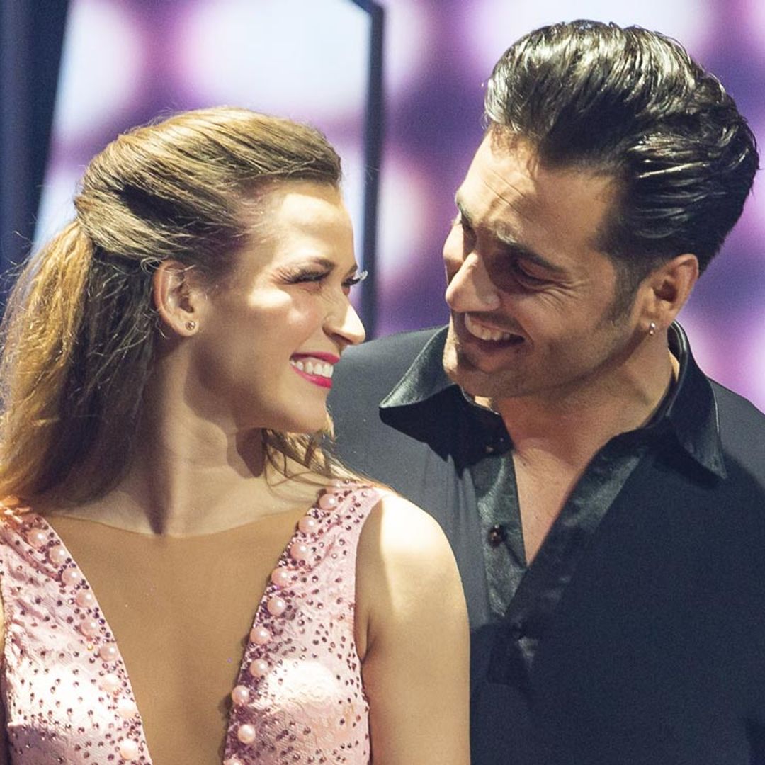 En ¡HOLA!, David Bustamante y Yana Olina dan otro paso más en su relación