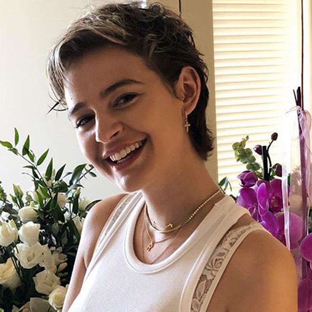 Laura Escanes presume de 'tripita' en su 23 cumpleaños