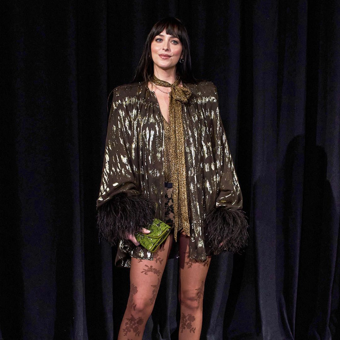 Del cambio radical de Dakota Johnson a la elegancia de Kate Moss: los looks de las invitadas a la Alta Costura de París