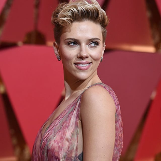 Scarlett johanson