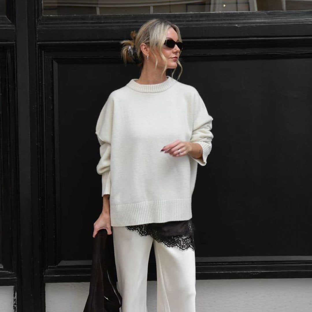 La fórmula definitiva para que tu jersey beige parezca nuevo (y no tengas que comprar otro)