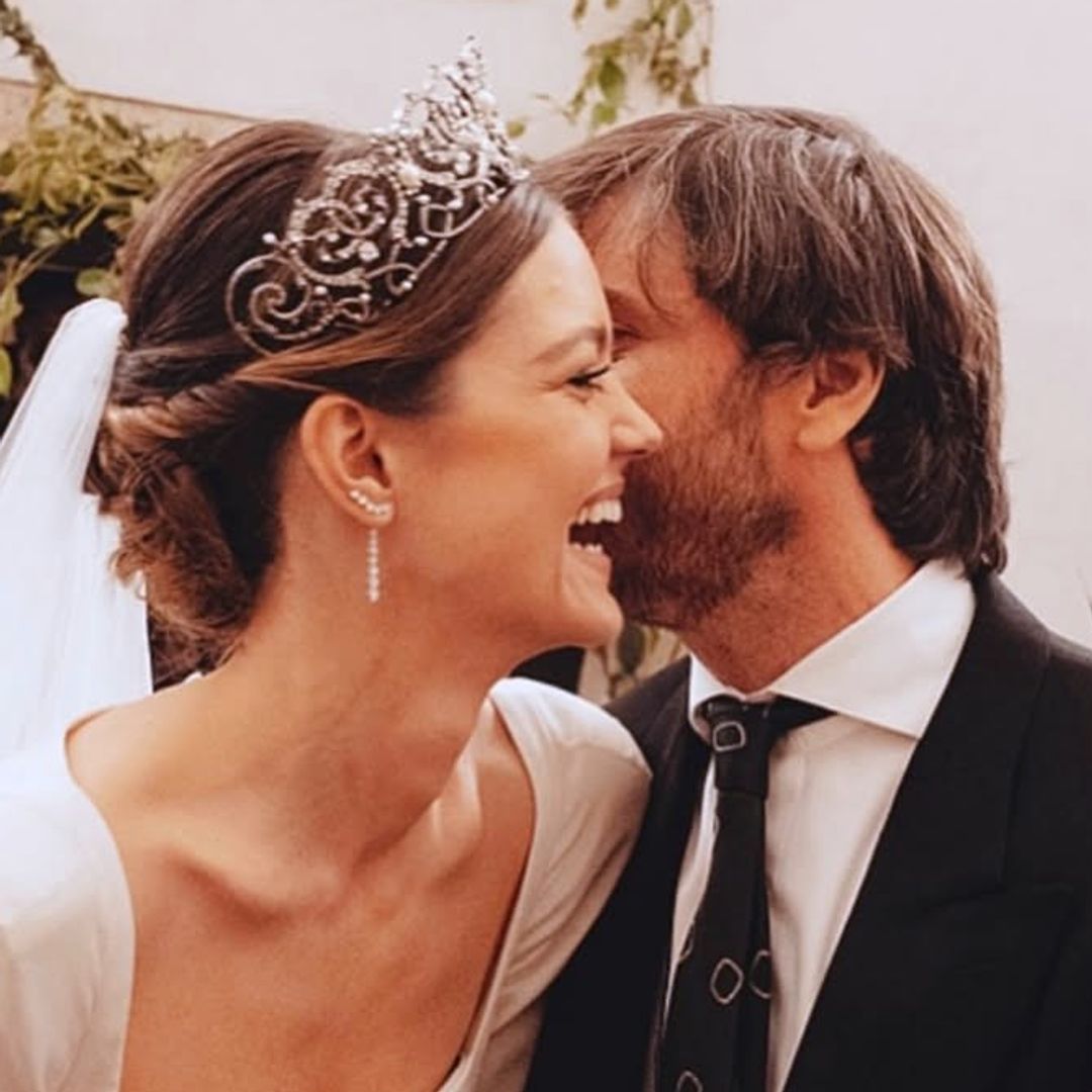 Isabelle Junot, la novia con la tiara de los Falcó y el velo de cuatro metros, celebra su cuarto aniversario de boda con fotos inéditas