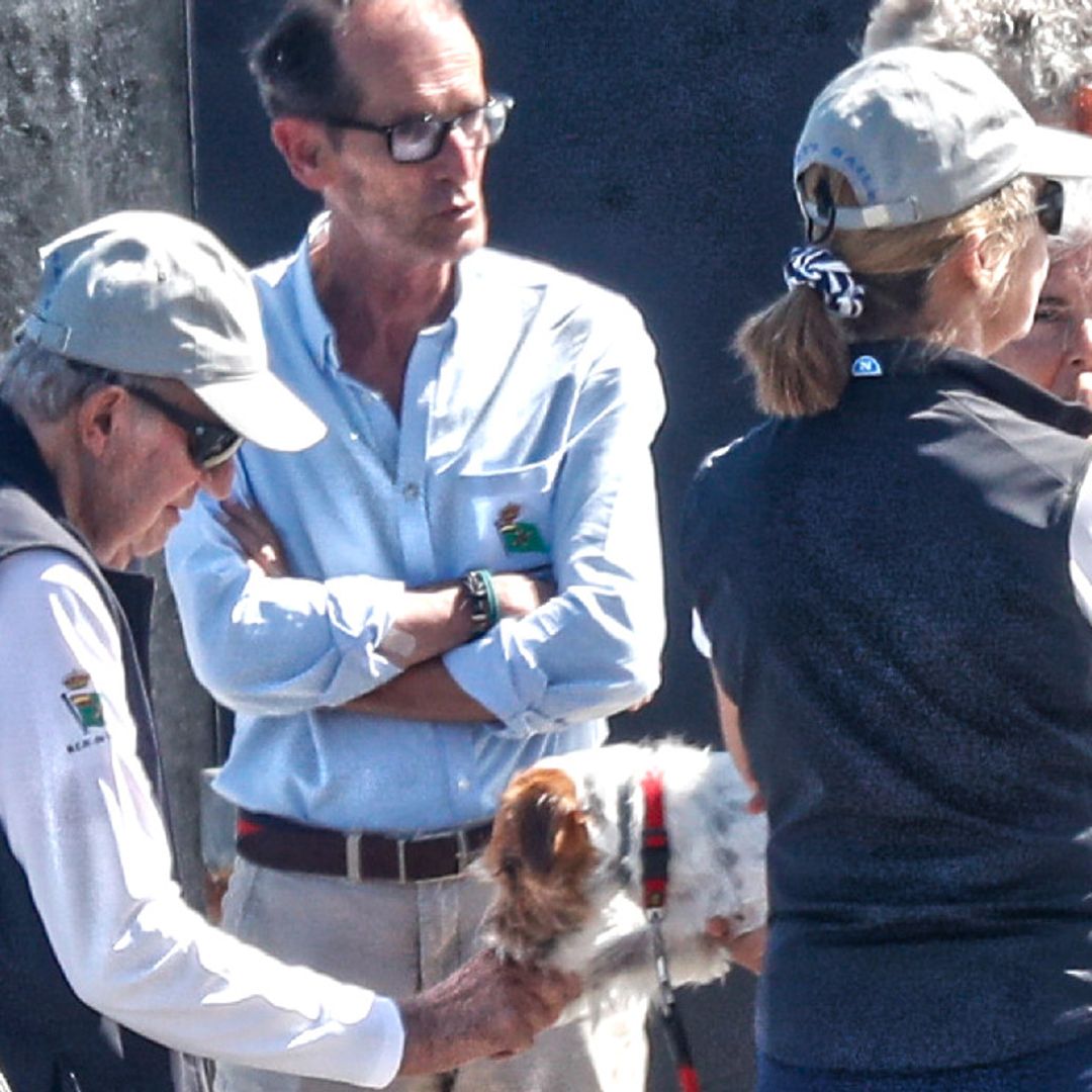 Las imágenes más distendidas del rey Juan Carlos en su nueva jornada marinera en Galicia