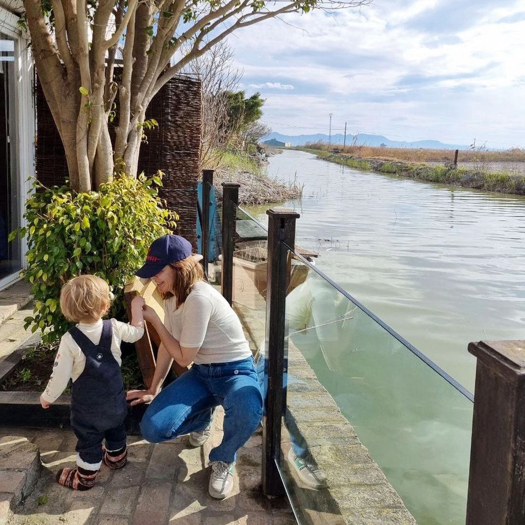 María Adánez con su hijo