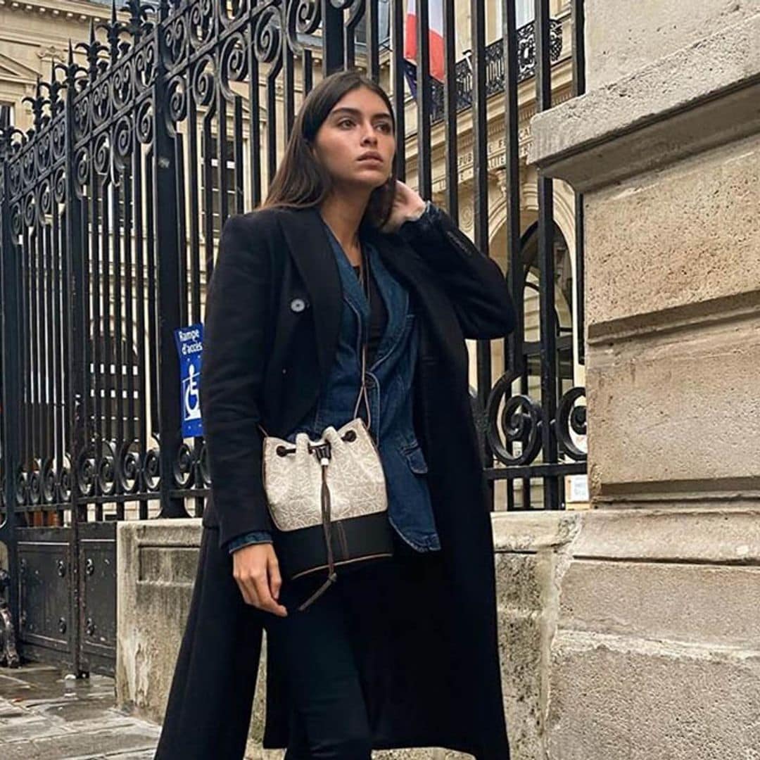 Desde París pero con sello español, Lucía Rivera presenta el nuevo bolso estilo bombonera