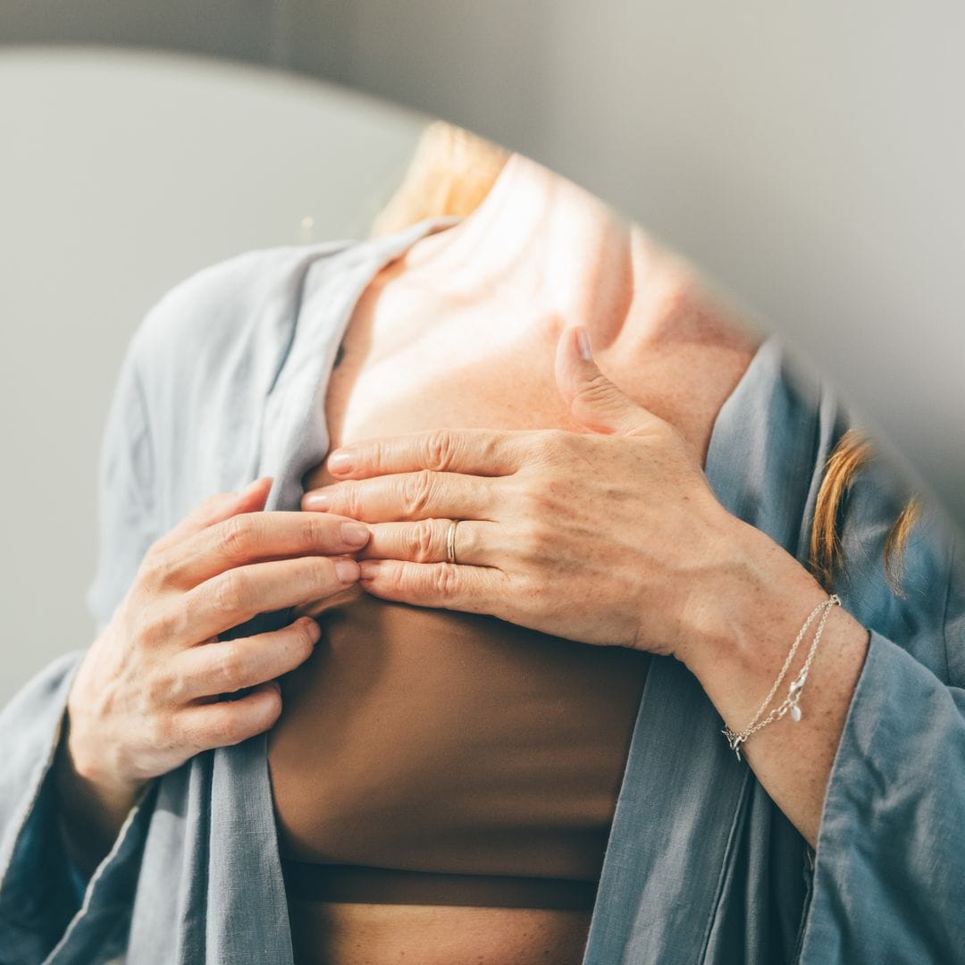 El cancer de mama puede darle a hombres o mujeres por igual