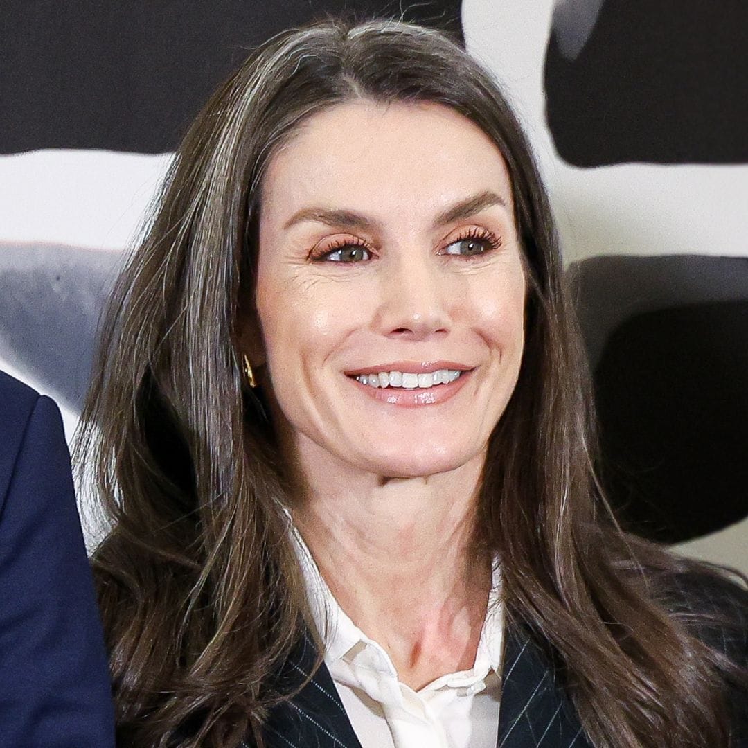 Por qué las canas de la reina Letizia se ven tan bonitas: los cuidados que marcan la diferencia según los expertos