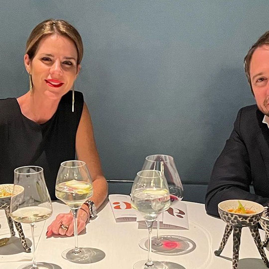La romántica celebración de Amelia Bono y Manuel Martos ¿en un cumpleaños anticipado?