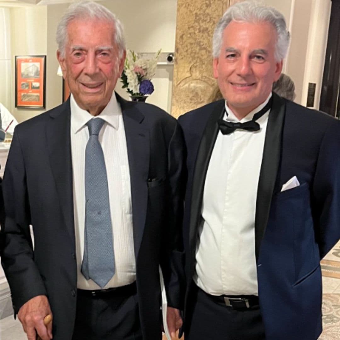 Álvaro Vargas Llosa zanja los rumores que surgieron al morir su padre y recuerda los últimos días del escritor