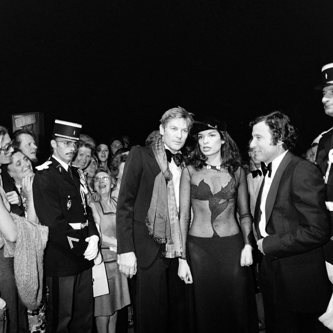 Bella Hadid, Bianca Jagger y otras estrellas que han desafiado el código de vestimenta en el Festival de Cannes