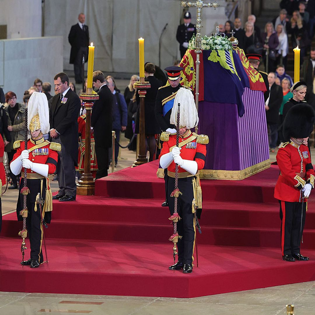 Los ocho nietos de la reina Isabel se unen en una conmovedora vigilia en su honor antes del funeral de Estado
