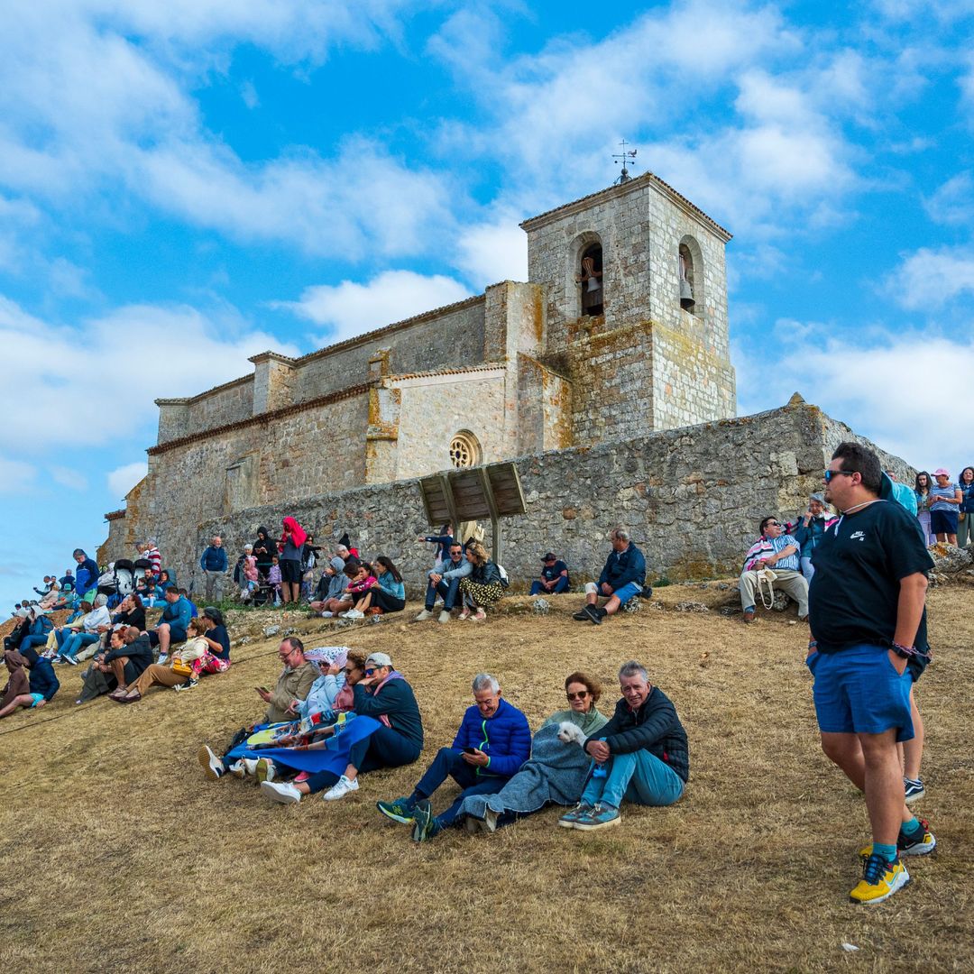 Recreación de la Batalla de Atapuerca entre Fernando I, rey de León y conde de Castilla, y García Sánchez III, rey de Pamplona-Nájera, que se realiza cada año en el pueblo burgalés de Atapuerca, a pocos kilómetros de Burgos capital.