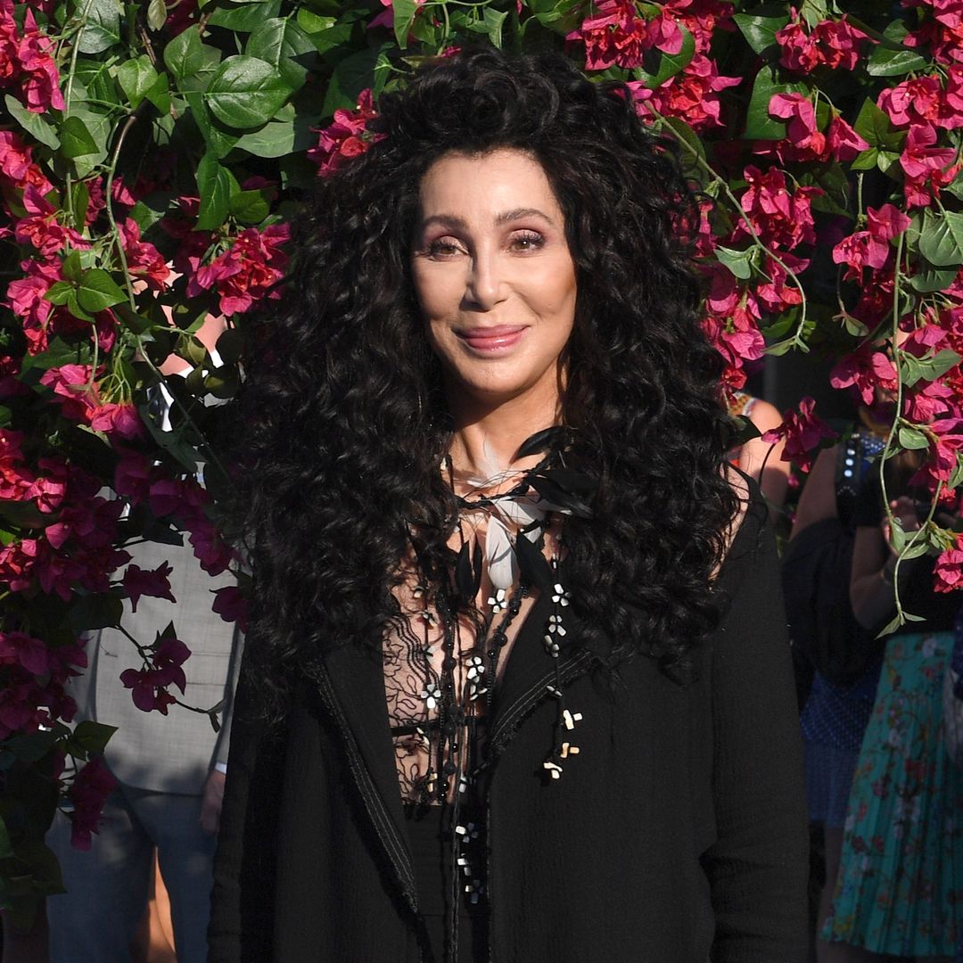 Contar tus secretos tiene un precio: Cher negocia un documental con Netflix por 13 millones de euros