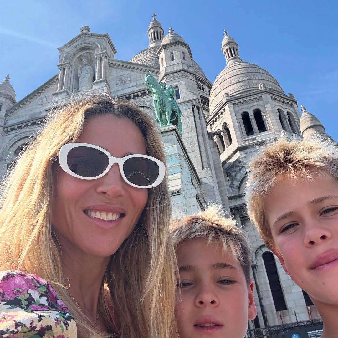 La ruta de Elsa Pataky y sus gemelos por París: entre arte, paseos y sabores tradicionales